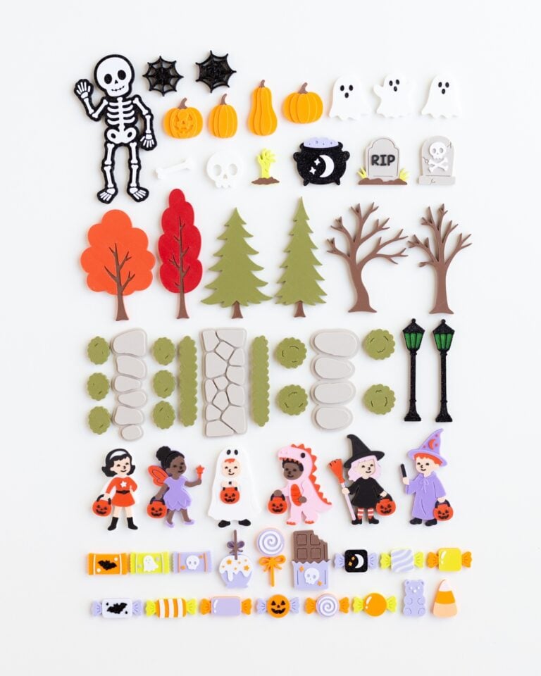 Trick-or-Treat Play Minis